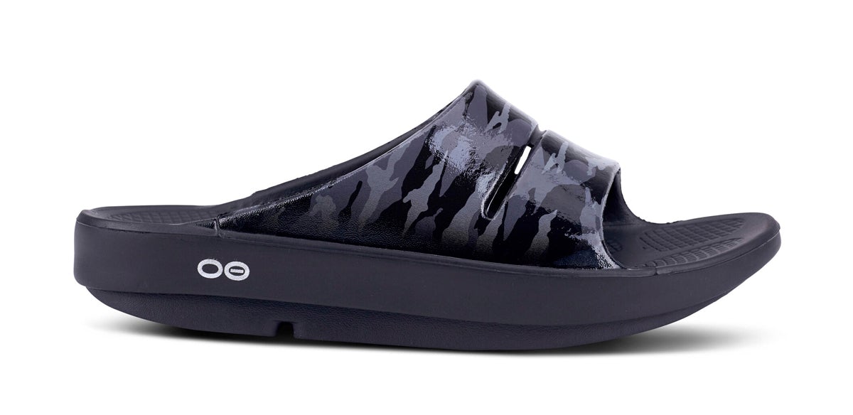 Black Camo Oofos OOahh Luxe Slide | 3crGDHkNXWL