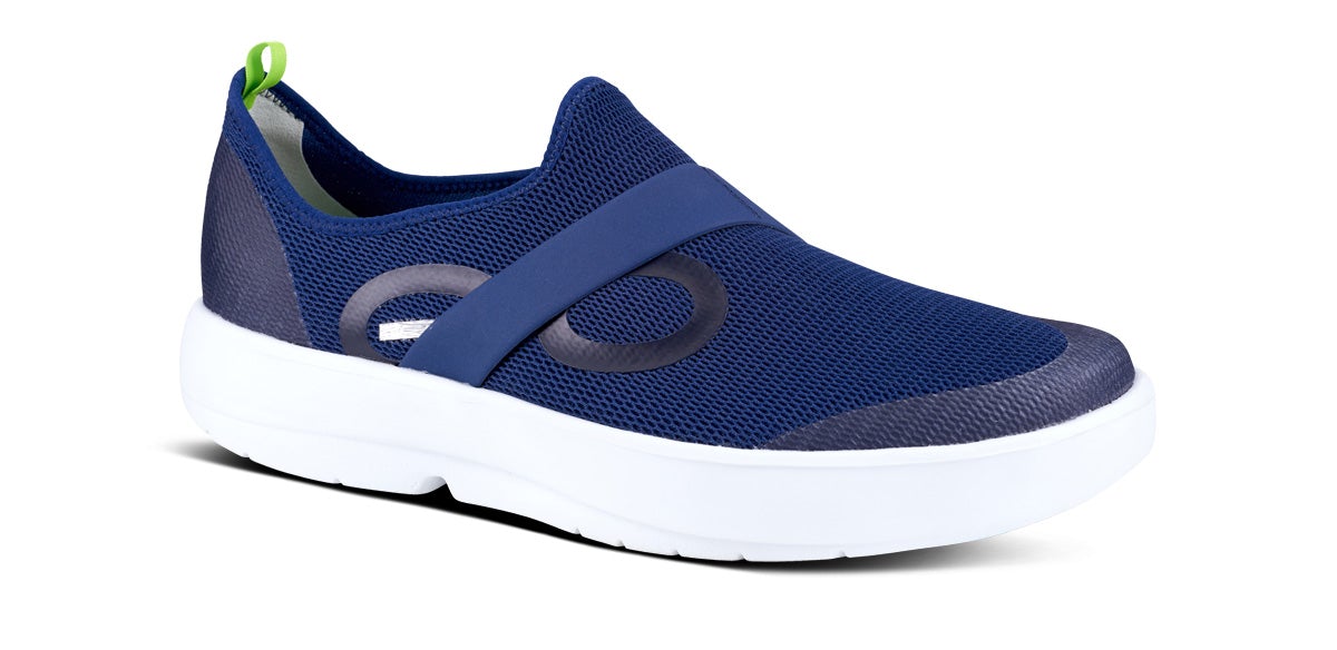 White / Navy Oofos OOmg Low | yHnky5cND42